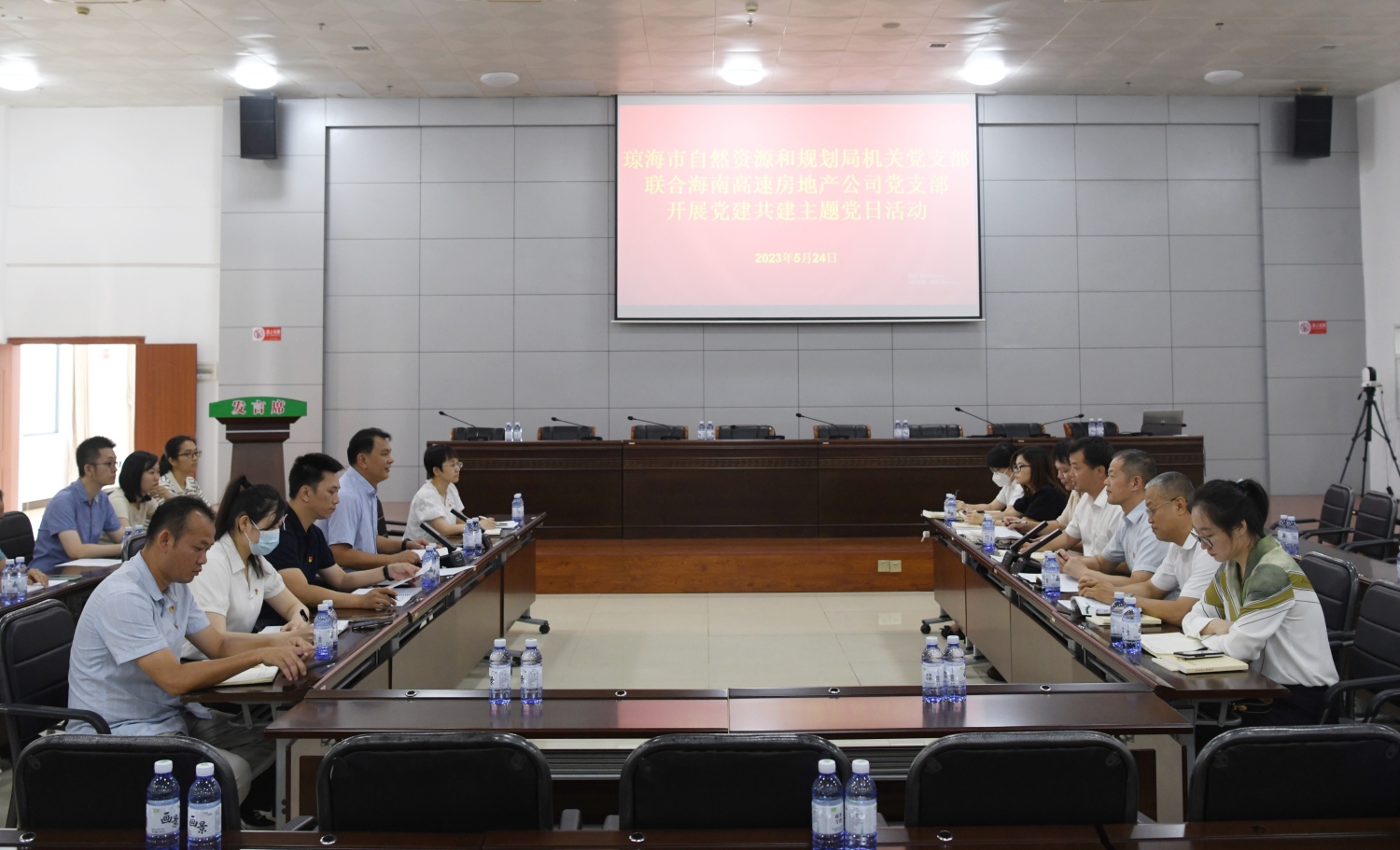 海南高速黨委：“三個全覆蓋”扎實推進主題教育
